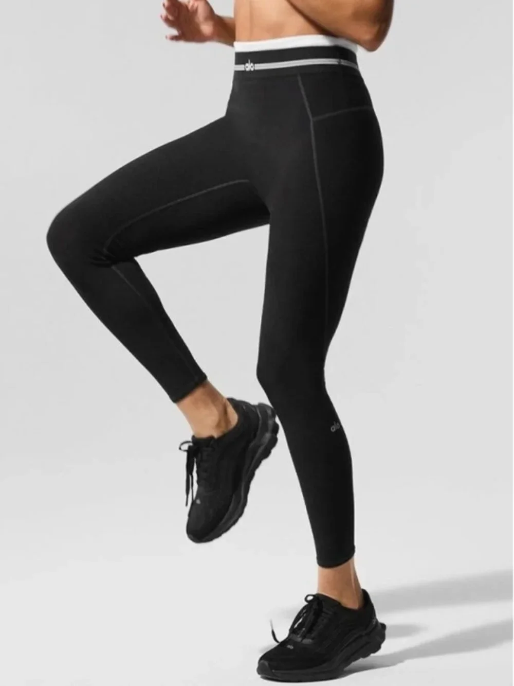 Alo Airbrush High-Waist 7/8 Better Together Leggings Black White Sporty Hi-Rise